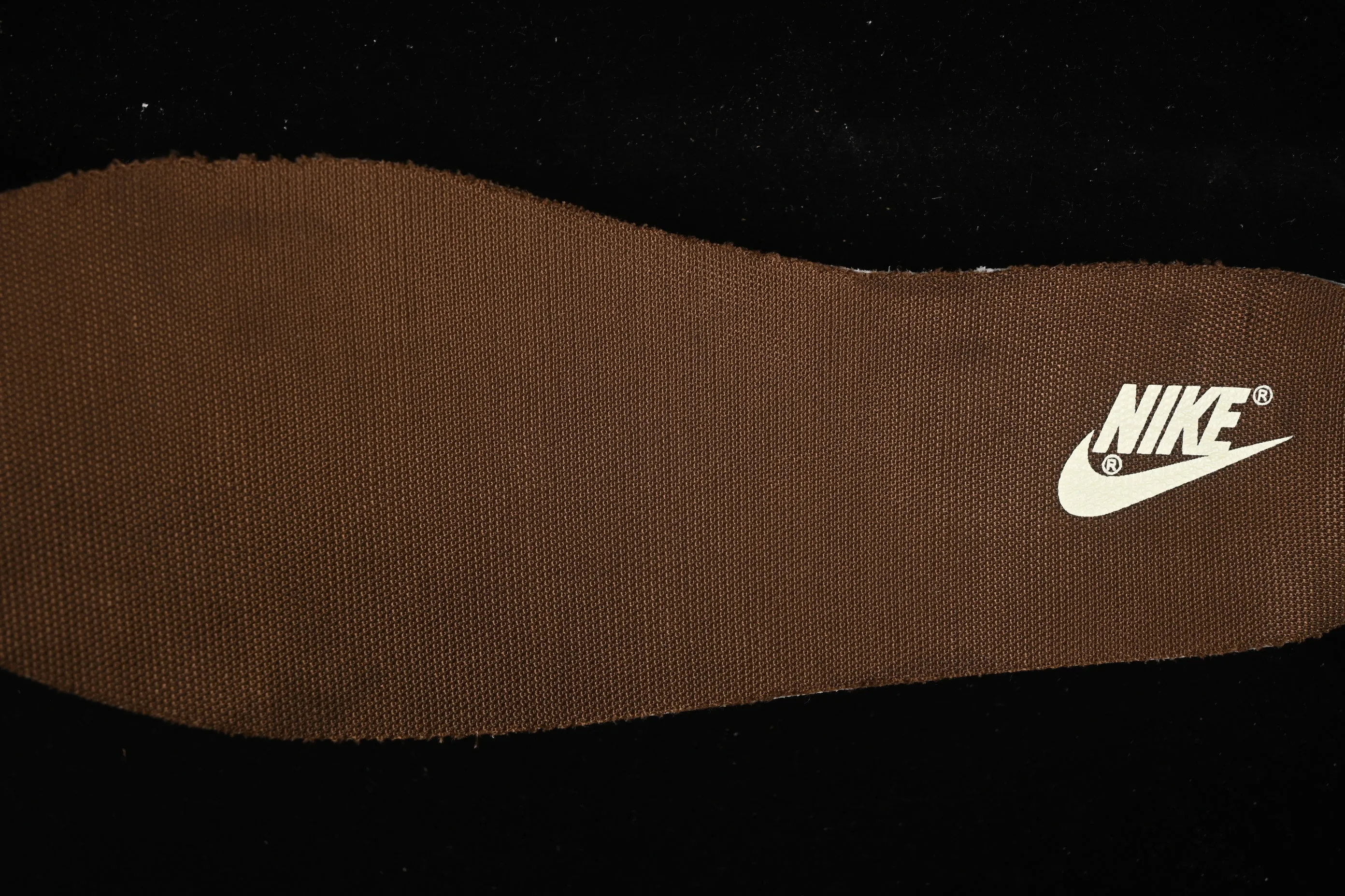 All Categories Nk SB Dunk Series Nk SB Dunk Low Low-top sneakers Nike Dunk Low "Surfaces In Brown And Sail" Panda Prank CNY Year of the Snake Shedding dust to welcome gold Golden snake holding wealth Low-top casual sneakers DD1503-124